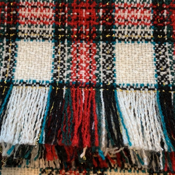 Women’s shawl - Picture 5 of 5